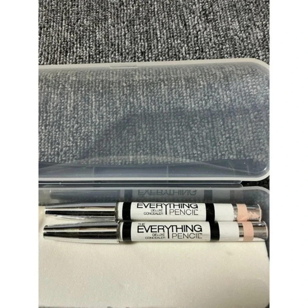 The everything pencil concealer -ultra light set‎ of 2